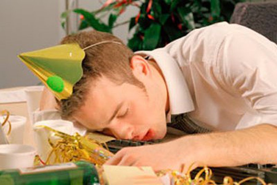 Ученые продолжают искать рецепты эффективной борьбы с похмельем                                 - Наука и здоровье