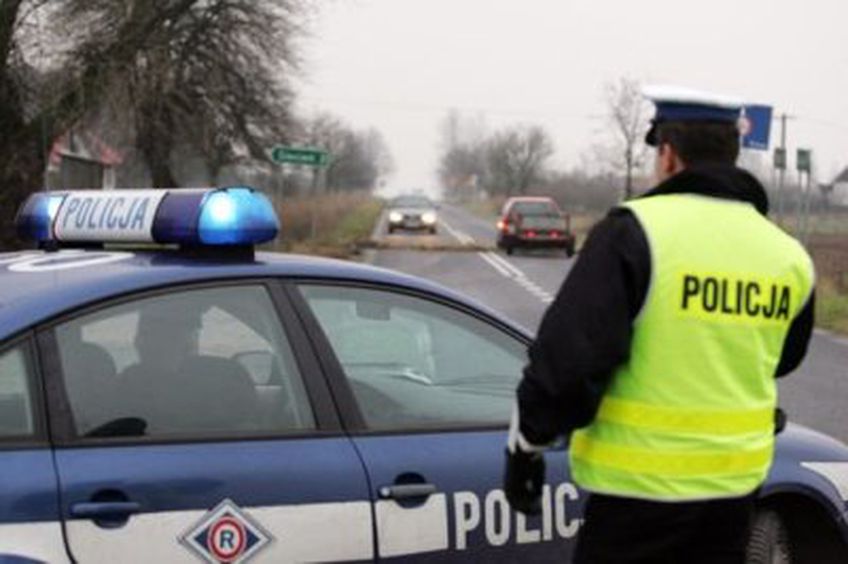 Lenkų policininkas skyrė baudą sau                