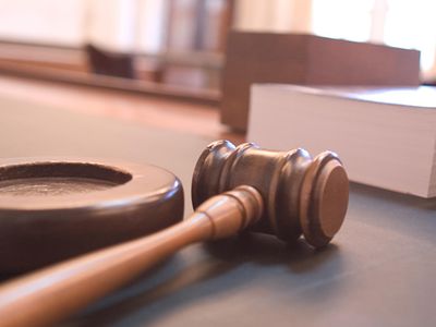 Суд отклонил жалобу по поводу ограничения вещания ПБК в Литве - Литва и страны Балтии