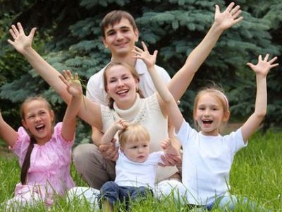 Daugiavaikės motinos turės įrodyti, kad užaugino dorus vaikus
 - Lietuva ir Baltijos šalys