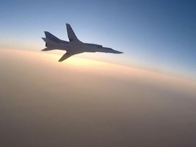 Бомбардировщик Ту-22М3 разбился при посадке в Мурманской области - В Мире