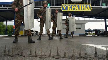 МВД Украины обещает закрыть восточную границу с Россией