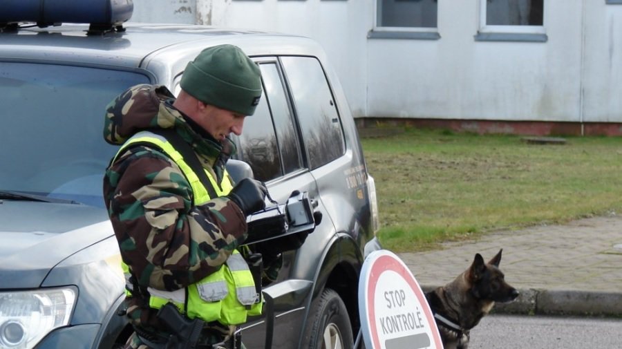 Контроль на внутренних границах Литвы с ЕС продлен до 14 мая - Литва и страны Балтии