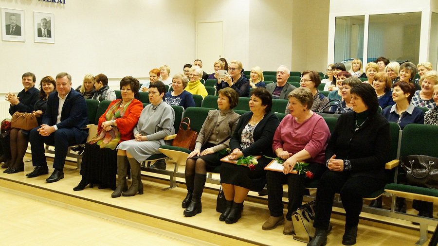 Инициатива комитета просвещения – поощрить работников учреждений просвещения, культуры и спорта - В Висагинасе