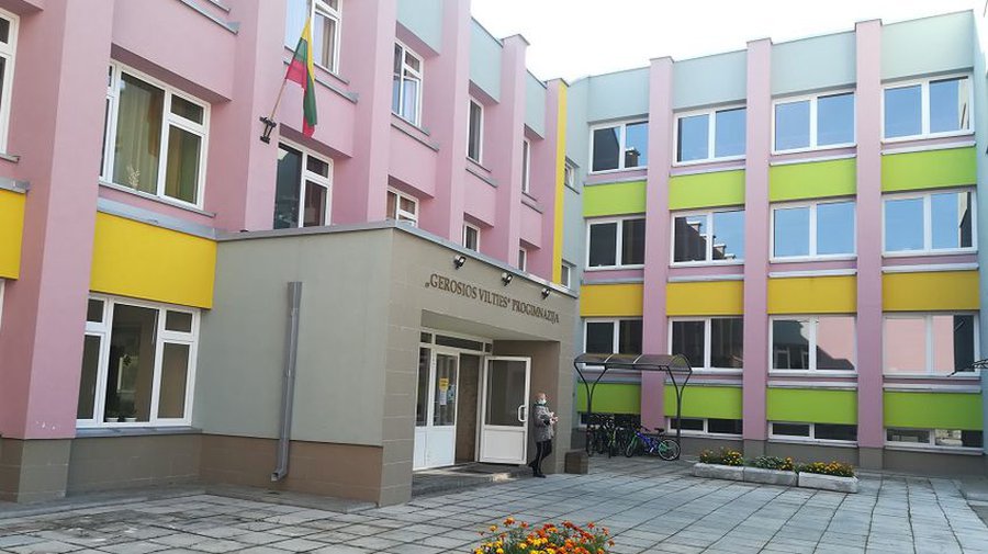 Буллинг в висагинской школе. Интервью с родителями, мэром и директором прогимназии (видео) - Новости регионов