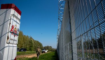 СМИ: Россия пообещала помощь россиянам, которых Латвия высылает из страны