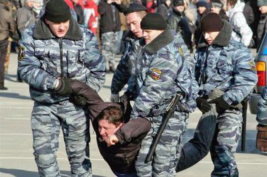 Per opozicijos mitingą suimta 120 žmonių - Pasaulyje