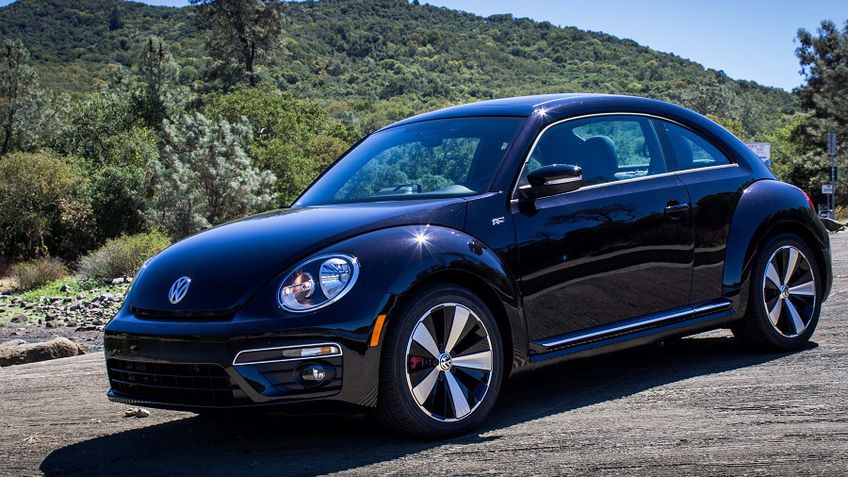 „Volkswagen“ nutraukia „Beetle“ gamybą