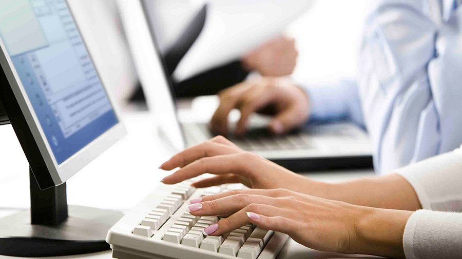 Зримая польза. Как защитить глаза при работе за компьютером? - Наука и здоровье