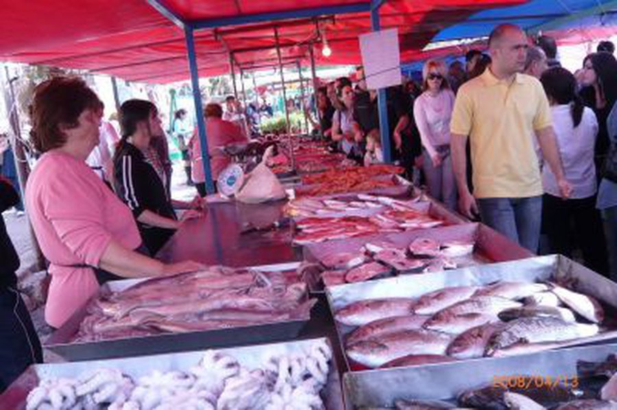 Premjerą šokiravo šešėlinės veiklos turguose mastai - Lietuva ir Baltijos šalys