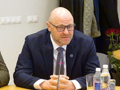 Гражданское дело в отношении Дмитрия Иконикова по иску о неосновательном обогащении прекращено - Без цензуры