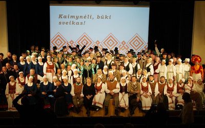 Kviečiame į tarptautinį liaudies šokių festivalį „Kaimynėli, būki sveikas“! - Kultūros ir sporto renginiai