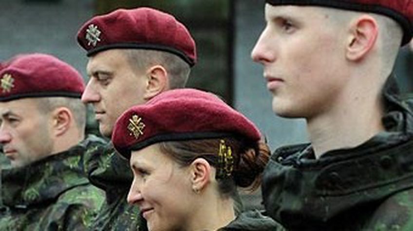 Литва из экономии вывела войска из Косово