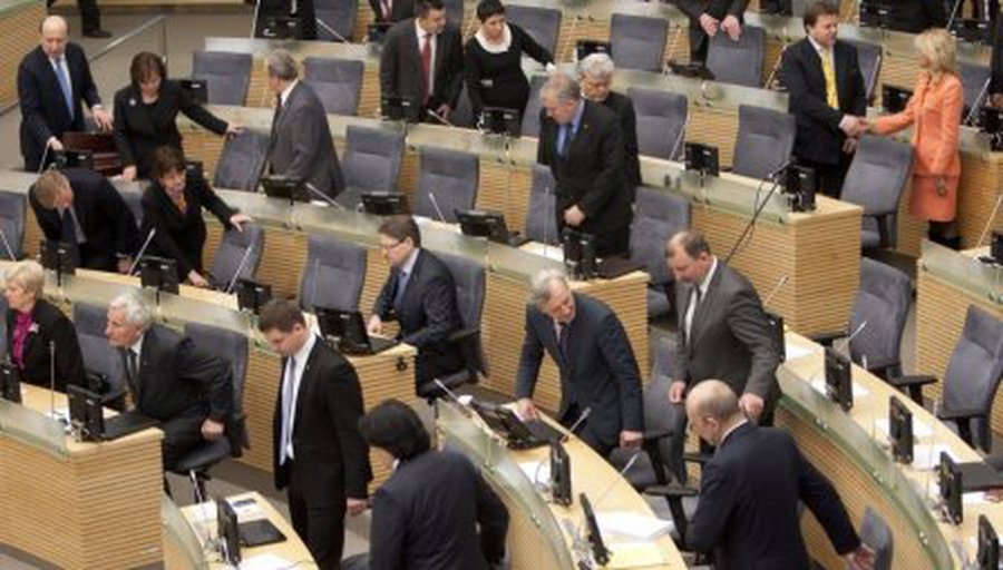 Сейм поддержал ужесточение наказания за подкуп избирателей  - Литва и страны Балтии