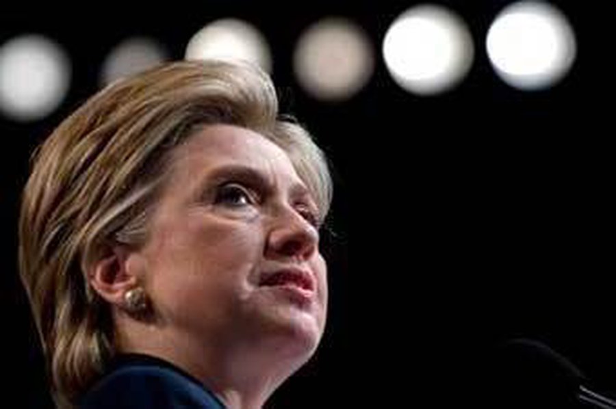 Клинтон сравнила Путина с кукловодом - В Мире