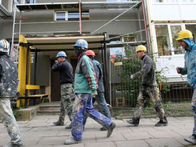 Реновация многоквартирных домов: обновлять или сносить и строить новые?

 - Энергетика