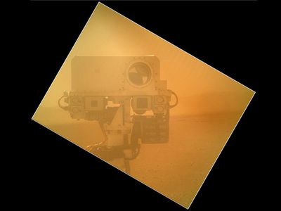 «Кьюриосити» получил снимки с камеры манипулятора - Наука и здоровье