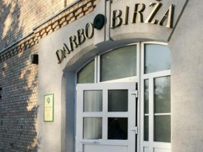 Darbdaviai noriau įdarbina jaunimą - Lietuva ir Baltijos šalys