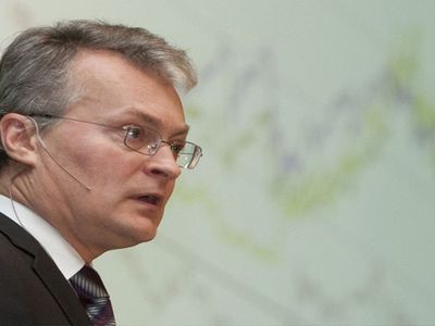 Экономист: не надо думать, что в 2014 году всем компенсируют пенсии - Литва и страны Балтии