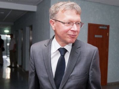 Зарплаты мэров предлагается связать с доходами жителей - Литва и страны Балтии