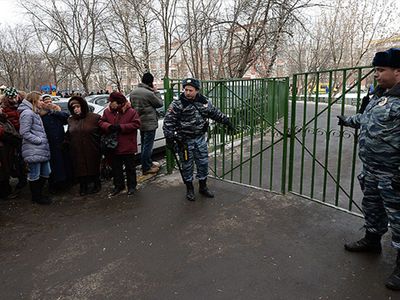 Стрелявшему в одной из школ Москвы старшекласснику грозит до 10 лет колонии - Происшествия и криминал