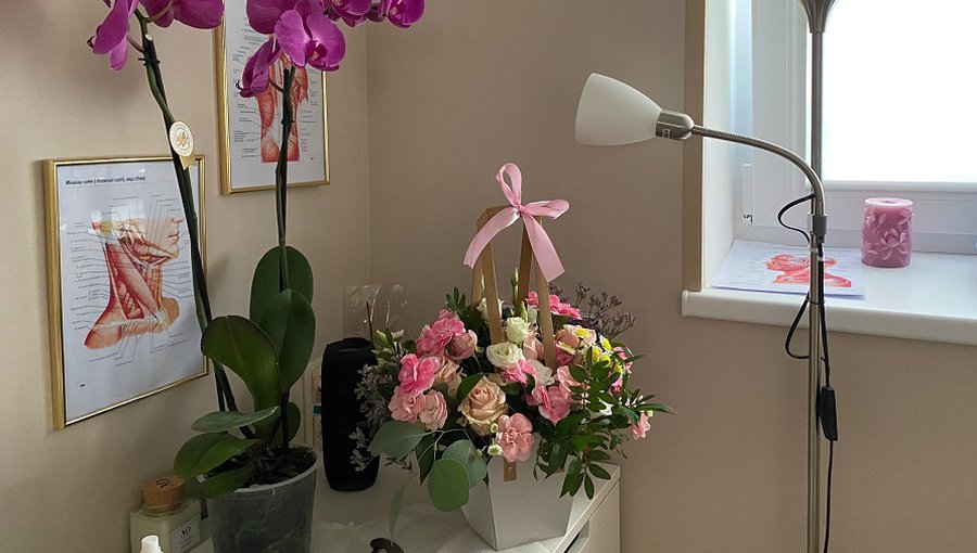 Отзыв благодарного клиента: пластический массаж умелыми руками СПЕЦИАЛИСТА – это здОрово и здорОво! - Реклама