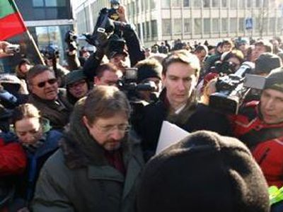 Ради двух человек перекрыт весь Вильнюс: в Литве завершился «луковый протест» - Литва и страны Балтии