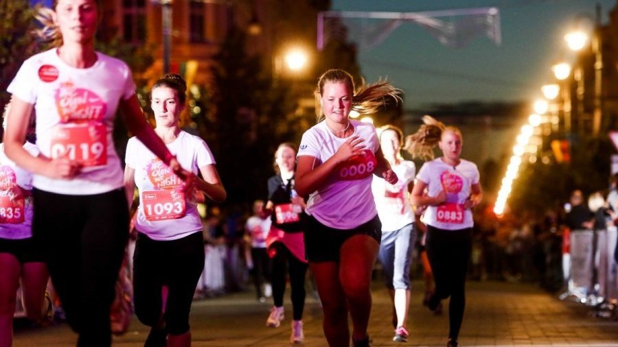 Sostinės centre – tūkstantinė sportiškų gražuolių minia - Lietuva ir Baltijos šalys