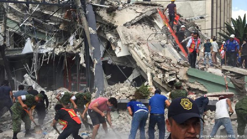Около 200 человек погибли в результате сильного землетрясения в Мексике