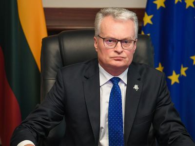 Президент Литвы подписал бюджет 2021 года - Литва и страны Балтии