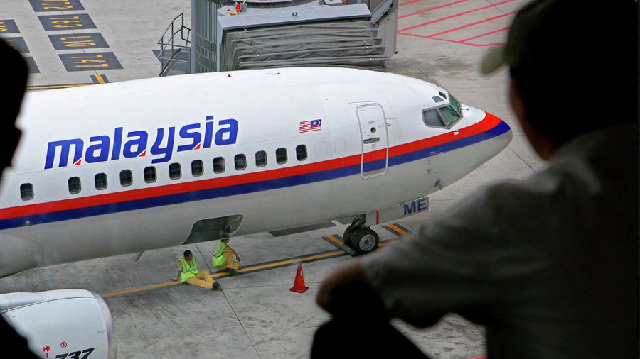 Спутники обнаружили, предположительно, 300 обломков пропавшего Boeing - В Мире