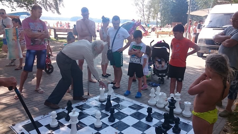 Традиция "Шахмат на пляже" продолжается - В Висагинасе