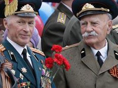 Москва отмечает День Победы - В Мире