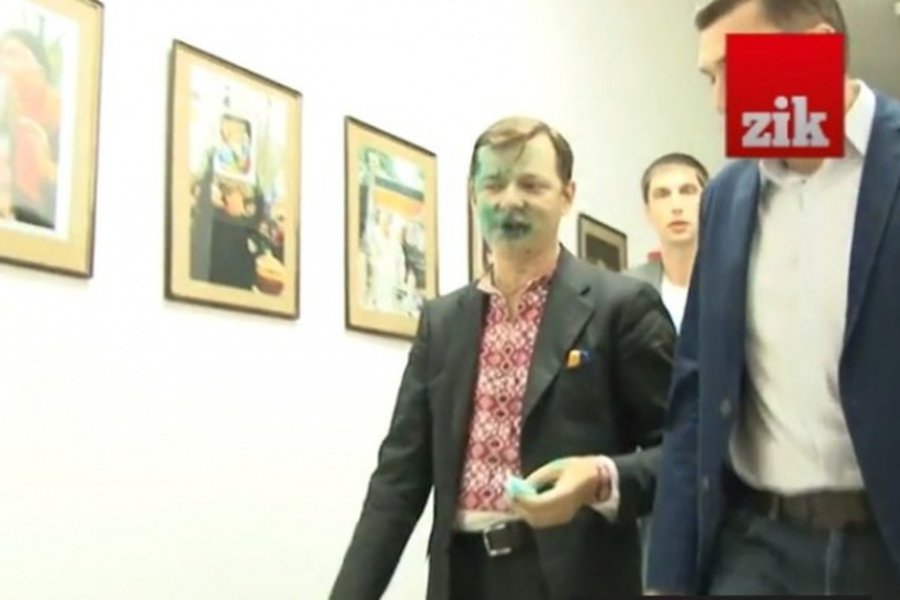 Во Львове Ляшко облили зеленкой - В Мире