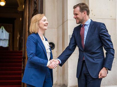 Министры иностранных дел Литвы и Великобритании подписали декларацию о двустороннем сотрудничестве - В Мире