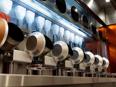 В Бостоне открылся ресторан, где еду готовят роботы - Это интересно