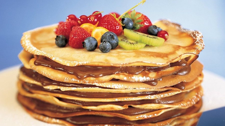 Похудеть на блинах? Как отметить Масленицу и не испортить фигуру - Наука и здоровье