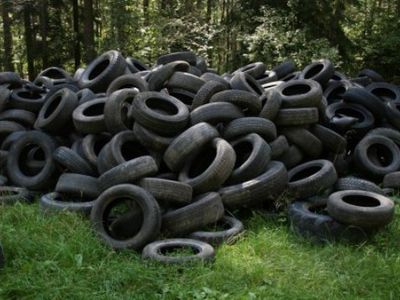 Как правильно избавиться от старых покрышек? - В Висагинасе
