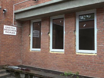 Вы спрашивали: за чей счет делается ремонт  «Скорой помощи»? - В Висагинасе