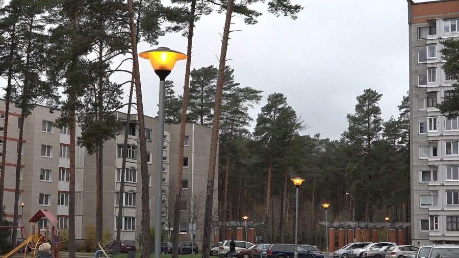 Кто обслуживает систему городского освещения? (видео) - В Висагинасе