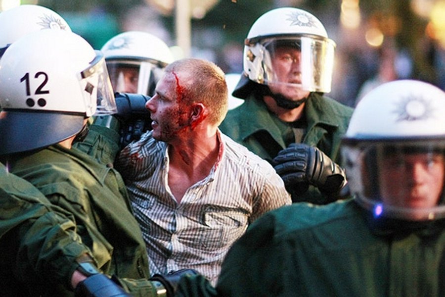 Уличный фестиваль в Германии перерос в беспорядки - В Мире