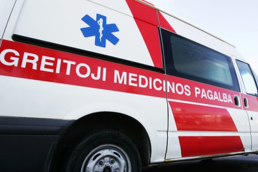 Мальчик выпал из окна недостроенного здания                                                                                                            - Происшествия и криминал