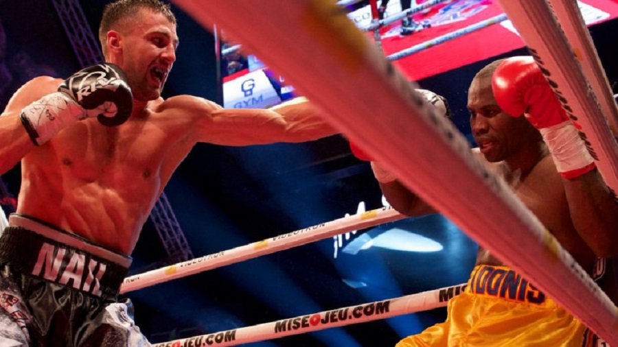 СМИ: боксер Стивенсон был введен в искусственную кому после боя с Гвоздиком - В Мире