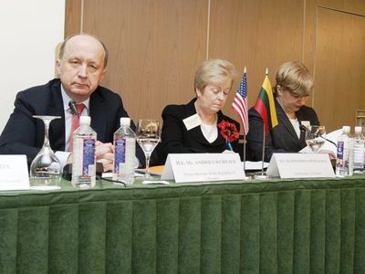 Кубилюс: 22 года назад мы завоевали свободу для страны и свободу на эмиграцию
 

                                 - Литва и страны Балтии