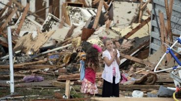 На пригороды американского Оклахома-Сити обрушился мощный торнадо: более 50 погибших, 20 из них — дети