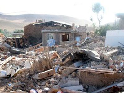 В Иране число жертв землетрясения выросло до 37 - В Мире