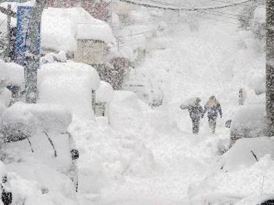 Sniegas PAR sukėlė eismo chaosą - Pasaulyje