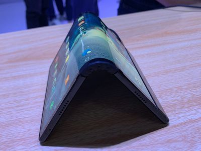 В Китае представили первый в мире смартфон с гибким дисплеем (Видео) - IT новости