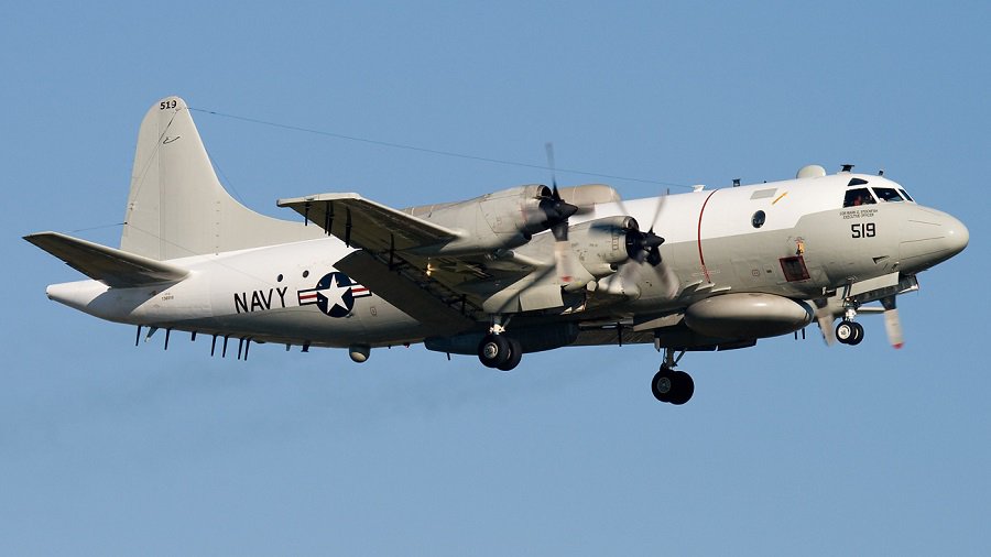 Пентагон: российский Су-27 "небезопасно" перехватил самолет США над Черным морем - В Мире