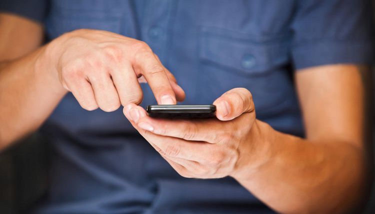 SEB предупреждает: мошенники рассылают более персонализированные SMS-сообщения
